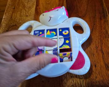 Jouets d’éveil sonore pour petit enfant à partir de 12 mois