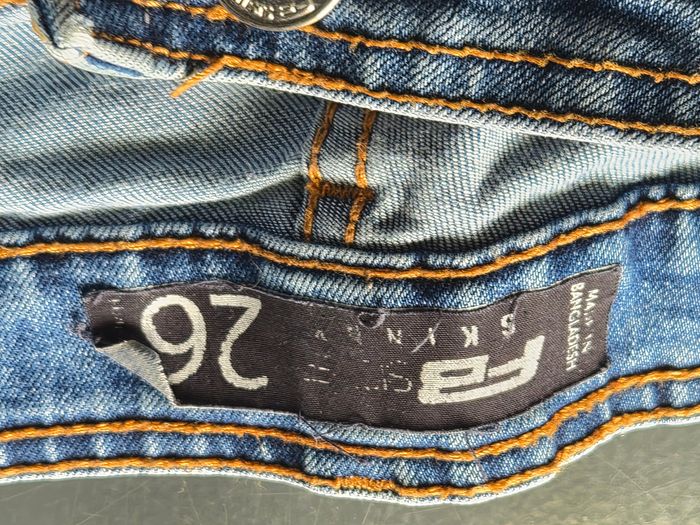 Jean bleu "FB Sister" taille 26 (36) en très bon état "O" - photo numéro 10