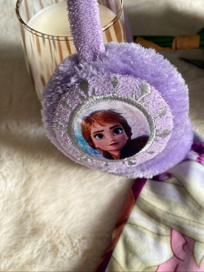 Ensemble Reine des Neiges cache-oreilles + snood - 6 ans - TBE ❄️ - photo numéro 3