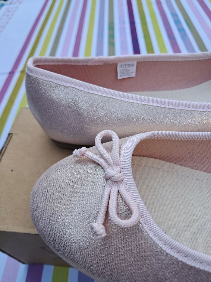BALLERINES Gap kids taille 5 - photo numéro 4