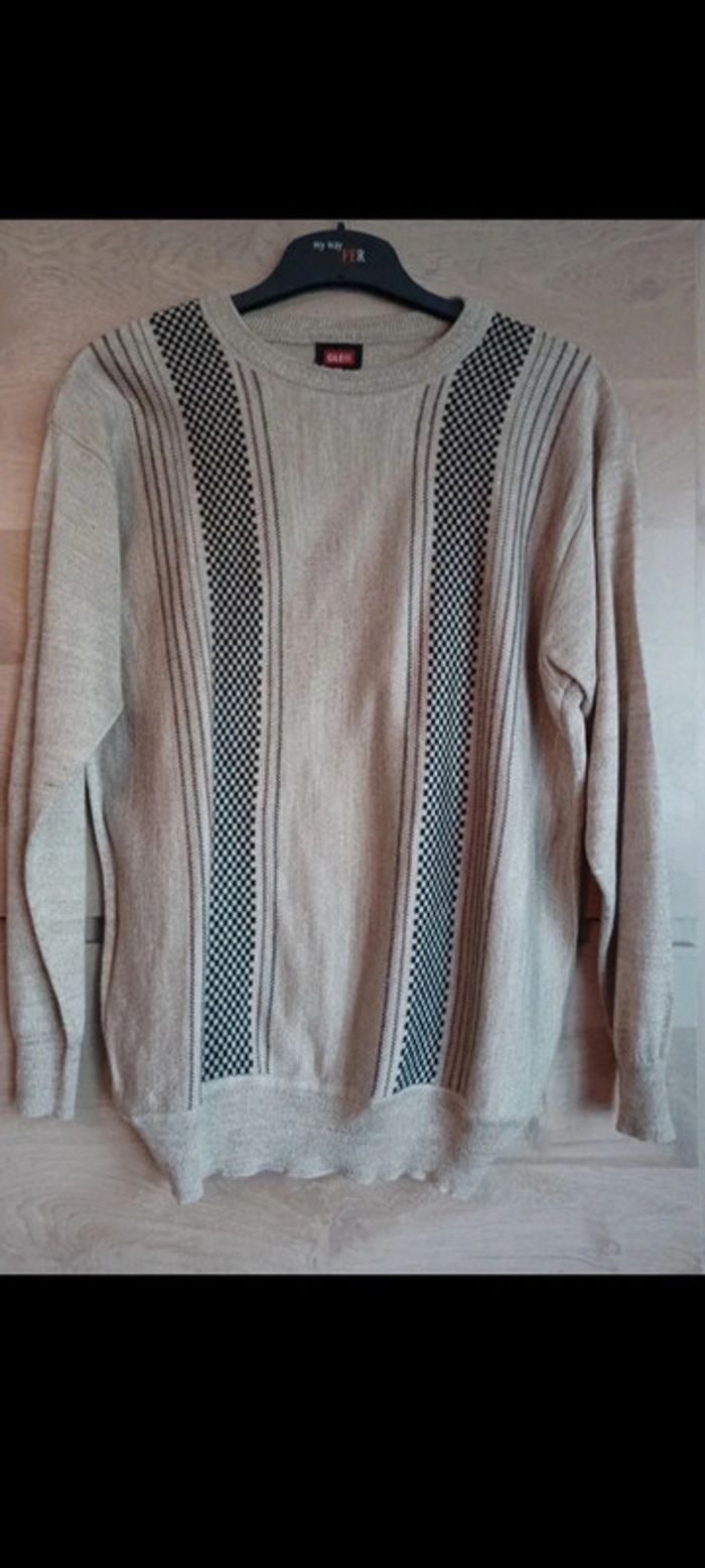 Pull homme Taille M Marque gler