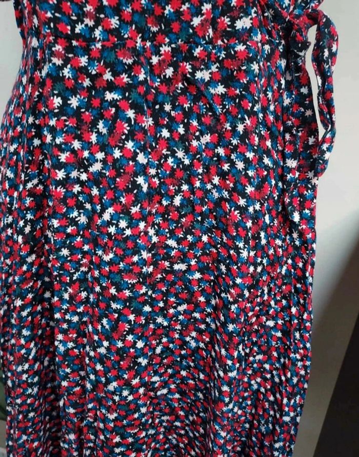 Jolie robe en viscose Monoprix Taille 36 - photo numéro 3