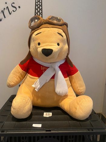 Grosse peluche nounours winnie l’ourson