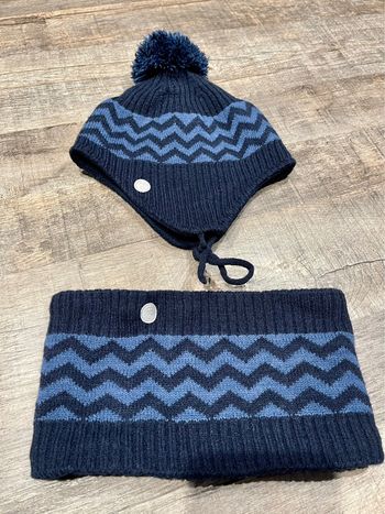 Ensemble bonnet et tour de cou