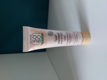 Base de teint Universelle Léa Nature So' Bio étic 30ml