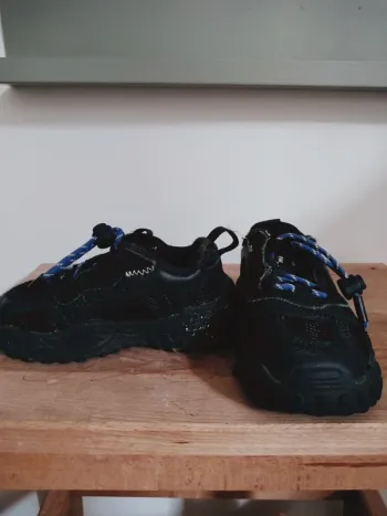 Baskets noires Zara