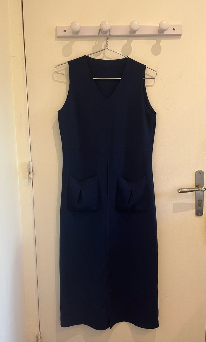 Robe longue sans manches bleu marine taille M