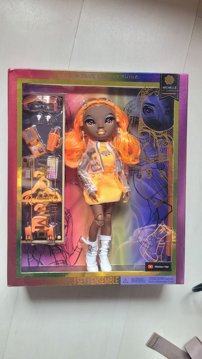 Rainbow high neuve état parfait Michelle St Charles