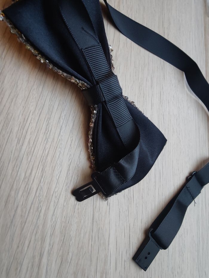 Nœud papillon noir paillettes - photo numéro 4