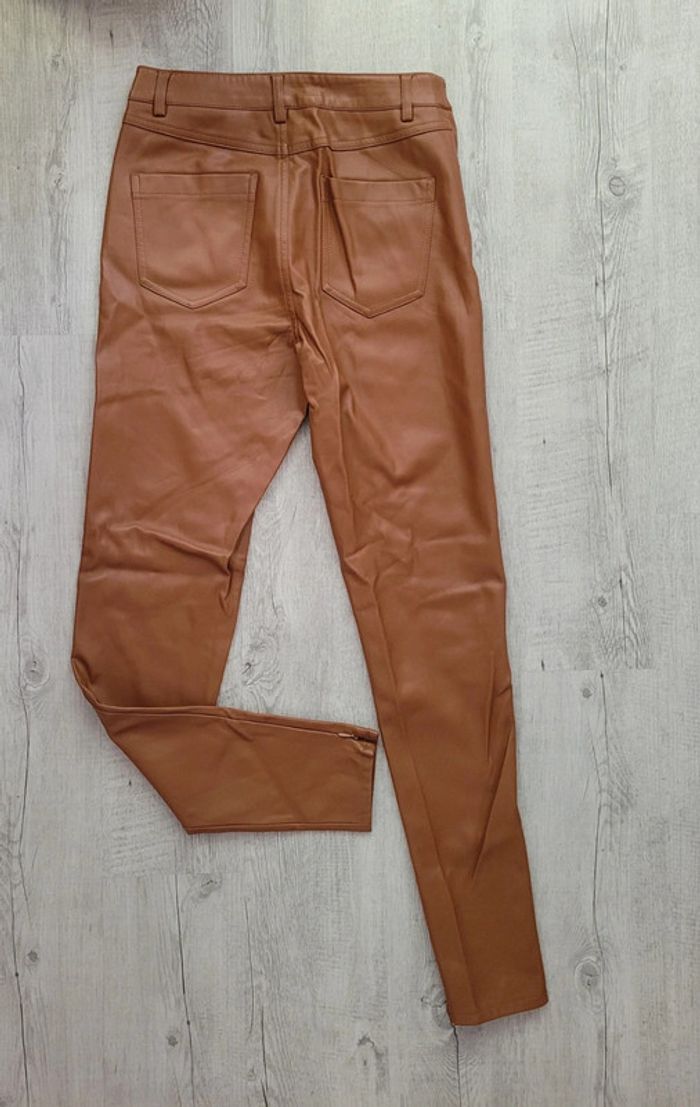Pantalon skinny Kiabi, taille 36. Neuf - photo numéro 2