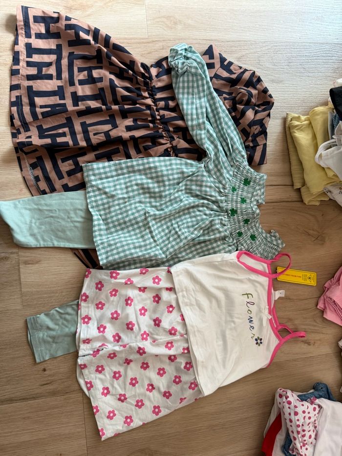 Lot vêtements bébé fille - photo numéro 5