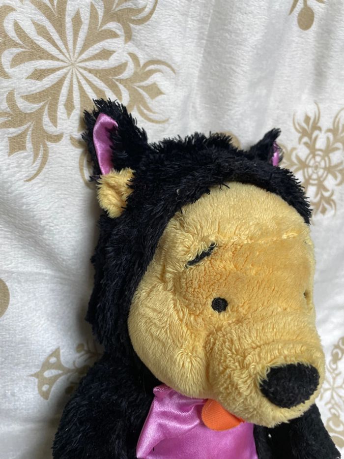 Peluche Winnie l ourson Disney Halloween - photo numéro 3