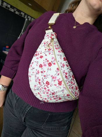 Sac banane fait main fleuri japonais matelassé – neuf – tendance