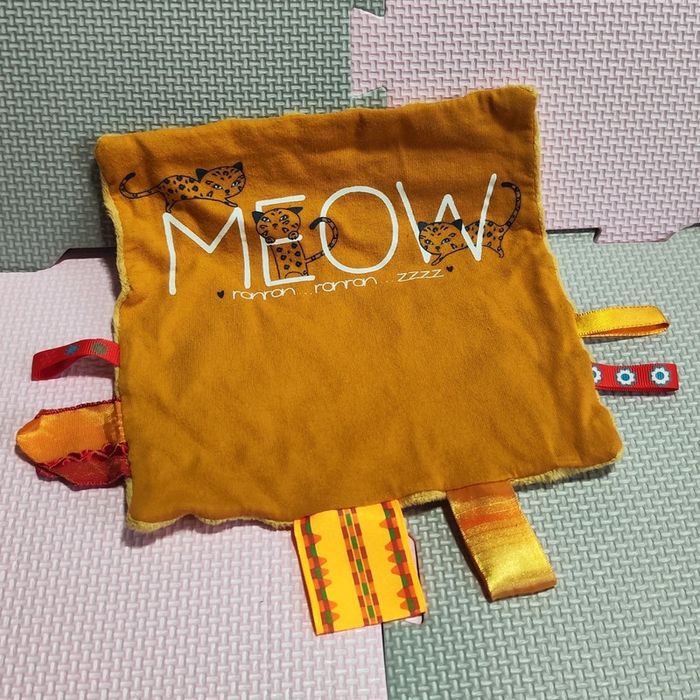 Doudou mouchoir Meow mixte naissance