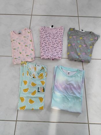 Lot 5 chemises de nuit en 8 ans