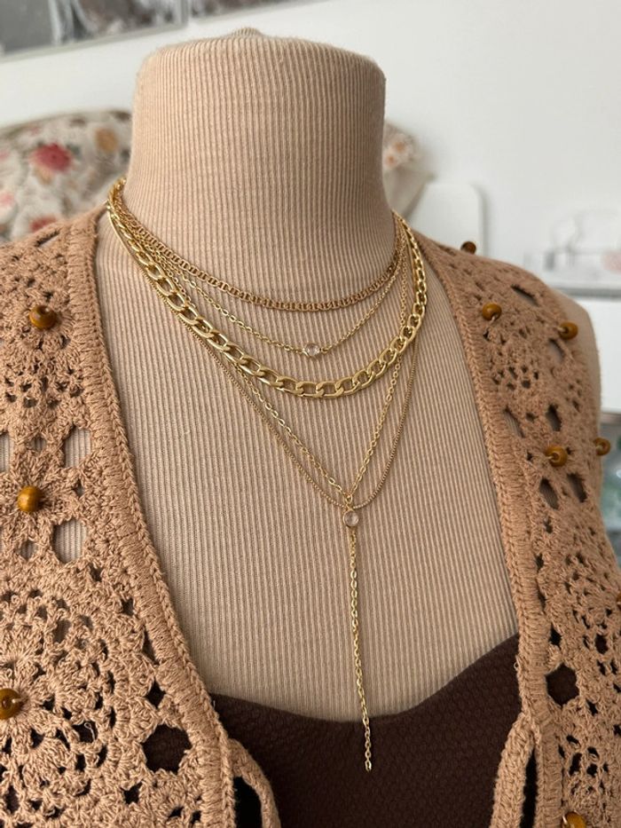 Collier à plusieurs rangs en laiton or