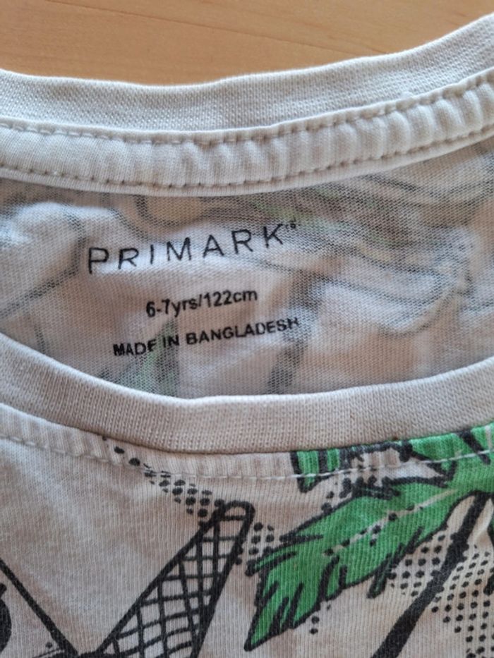 T-shirt manches courtes pour Garçon taille 7ans marque Primark très bon état - photo numéro 6
