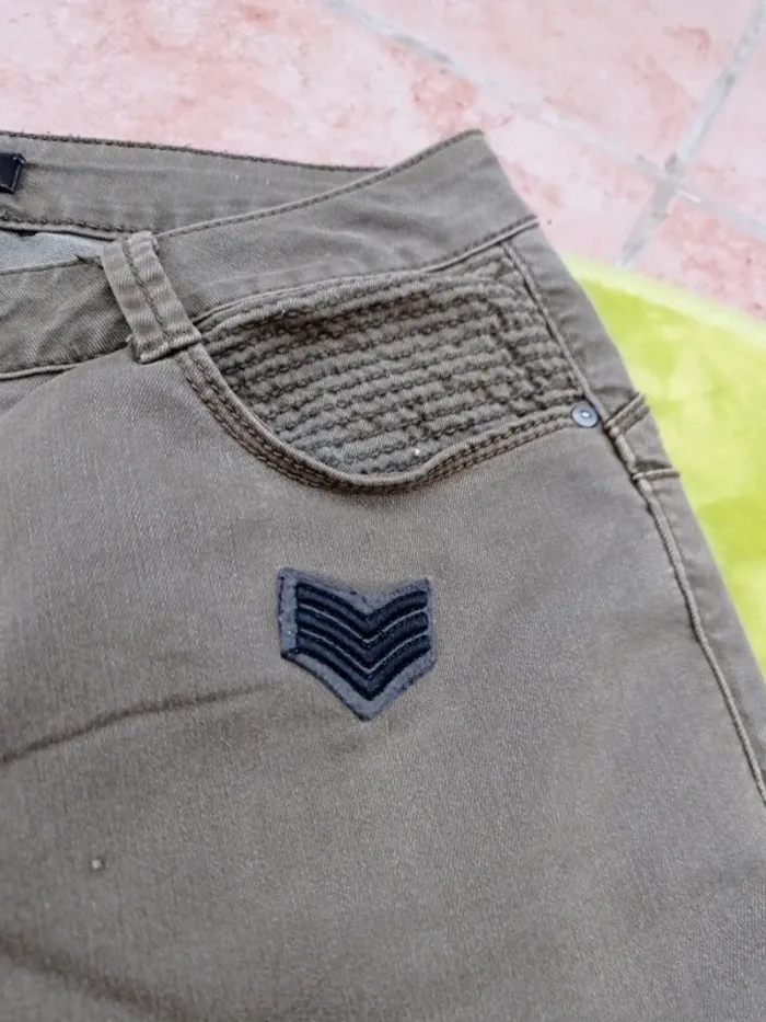 Pantalon vert kaki taille 38 cache cache - photo numéro 2