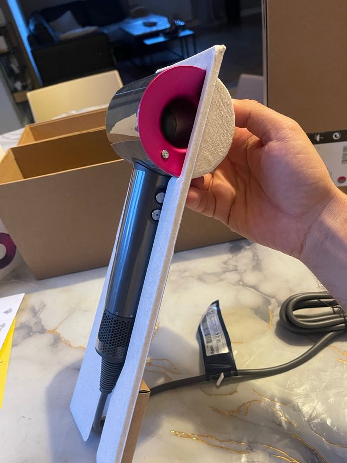 Sèche cheveux Dyson supersonic - photo numéro 2