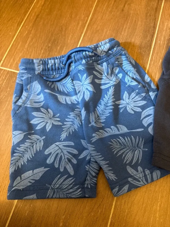Lot 2 shorts - photo numéro 2