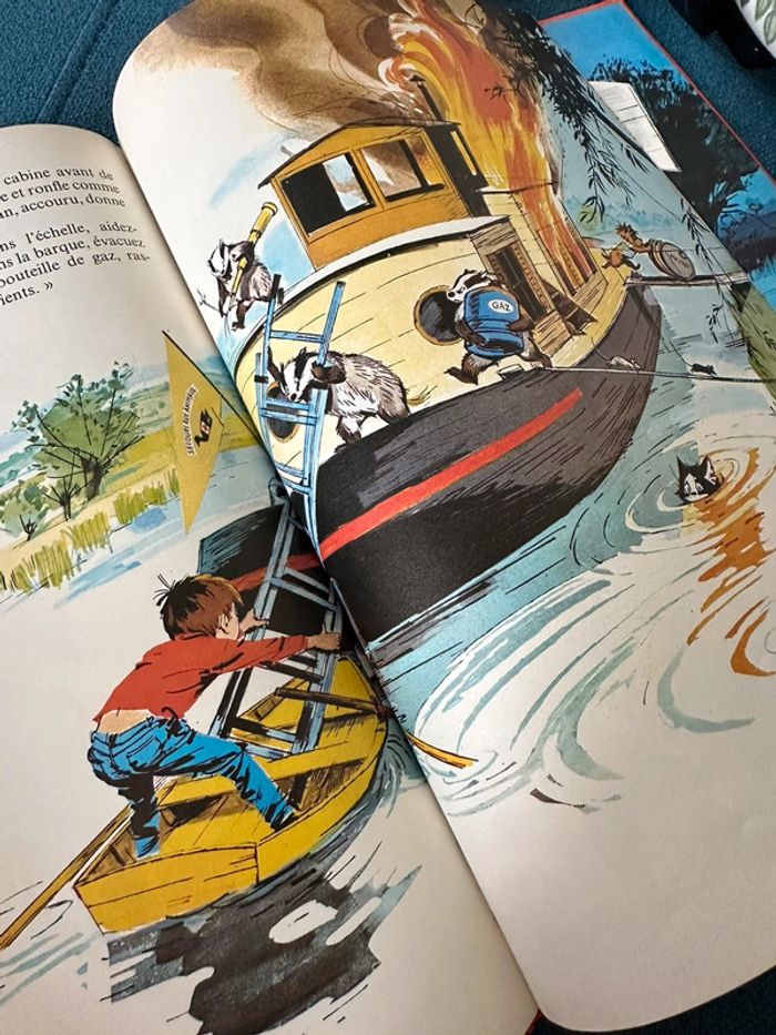 1979 Livre ancien Fanfan et la colline en feu Pierre Probst auteur Caroline album grand Hachette - photo numéro 5