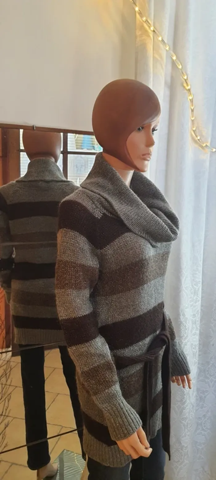Pull long femme "Manoukian" taille M - photo numéro 5