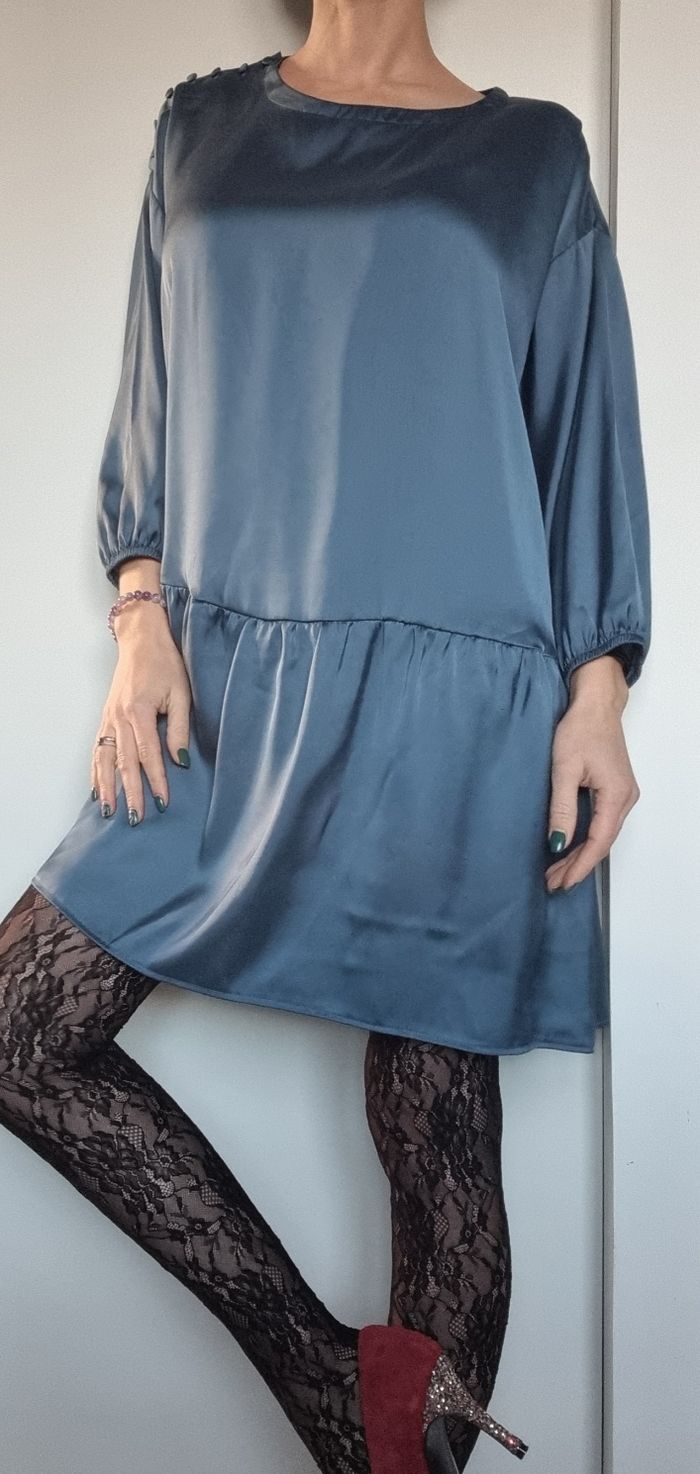 🌸 robe satinée bleu 38 - photo numéro 2