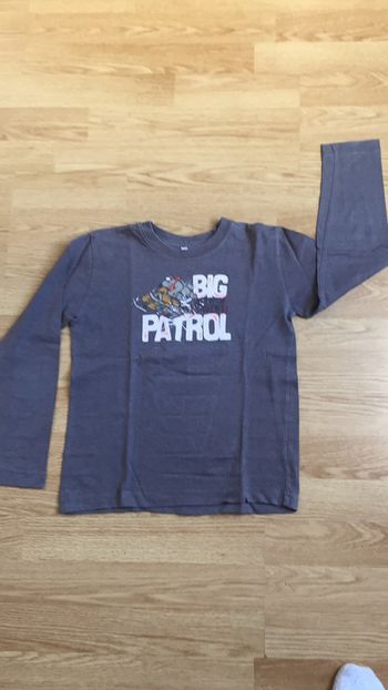 Haut manches longues 8 ans