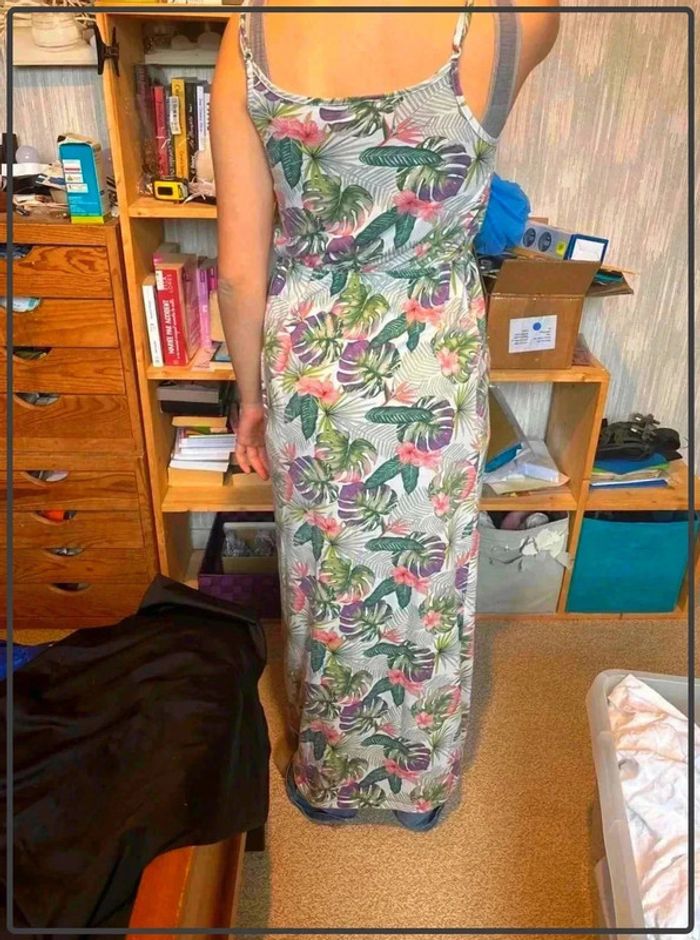 Robe longue fleurie taille 42/44 - photo numéro 3