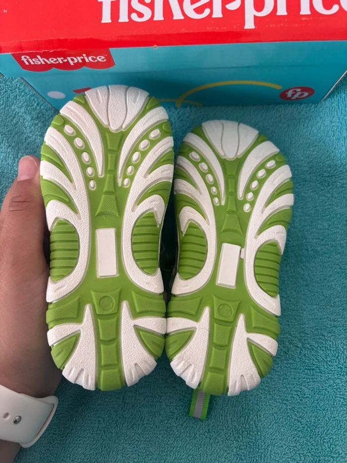 Sandales nus pieds Fisher Price 24 neuf - photo numéro 9