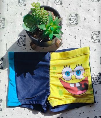 Maillot de bain Bob l'éponge taille 3/4 ans