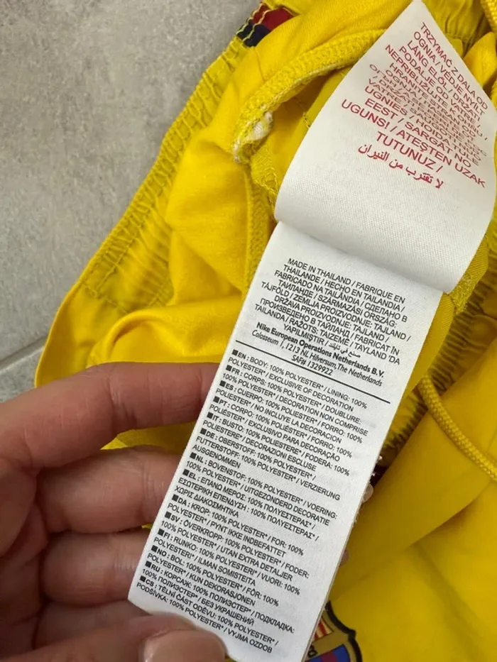 Short FCB Barcelone Nike taille 8-10 ans - photo numéro 5