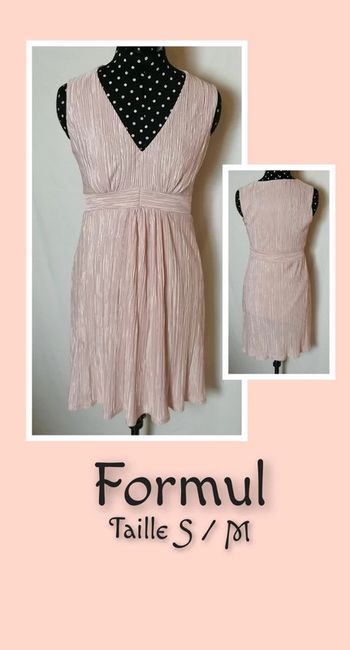 Robe fluide plissée rose nude taille S / M Formul.