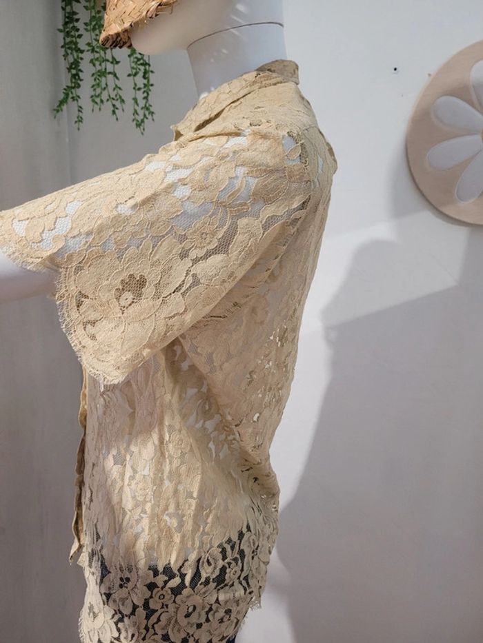Chemise en dentelle - photo numéro 5
