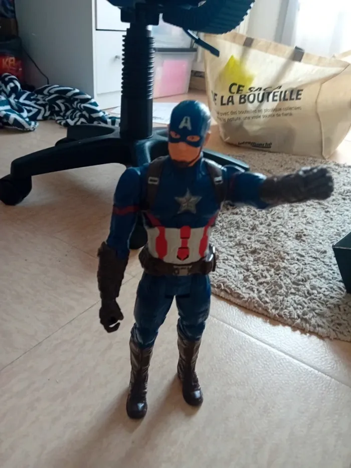 Figurine capitaine américa - photo numéro 3