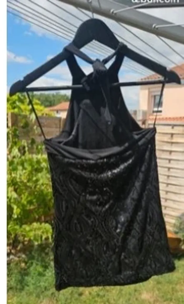 Débardeur noir à paillettes - photo numéro 3