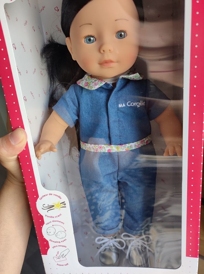 Ma poupée corolle perrine 36cm et ses 4 tenues - photo numéro 9