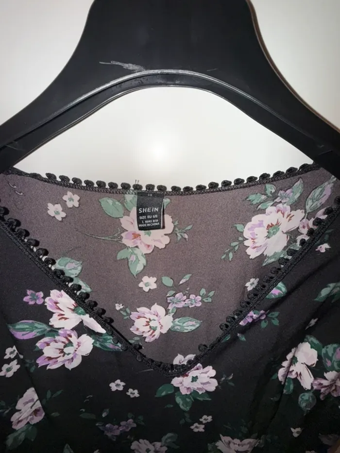 Robe à fleurs - photo numéro 5