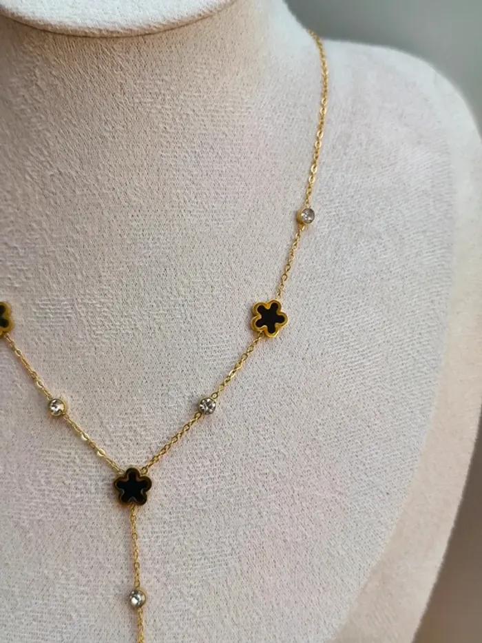 Pendentif doré en Y avec trèfles noirs nacrés - photo numéro 8