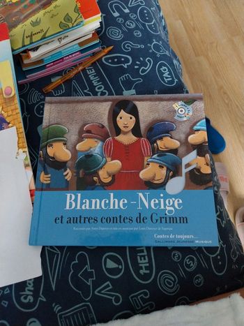 Blanche neige et autres contes de grimm sans CD