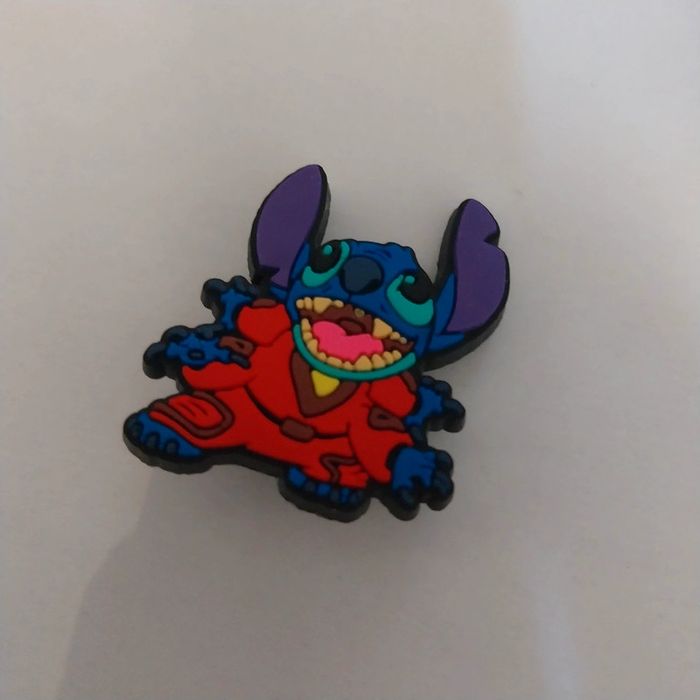 Jibbitz crocs neuf stitch et soul