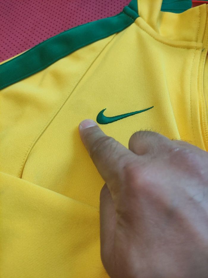 Haut de survêtement Brésil, Nike Authentique Officiel taille enfant 10/12 ans - photo numéro 9