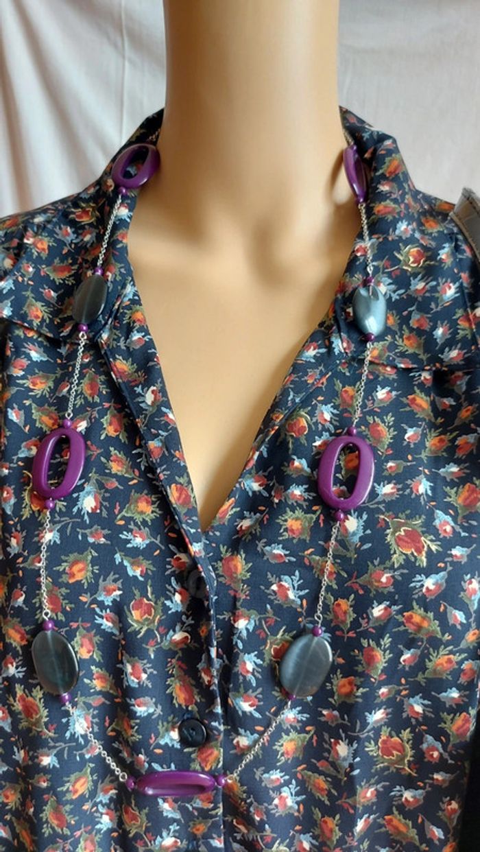 Robe marine- légère- col V- motif fleuri/ vintage love taille S/36 - photo numéro 3