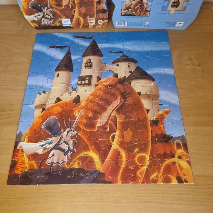 Puzzle Djeco "Le château du dragon " - photo numéro 3