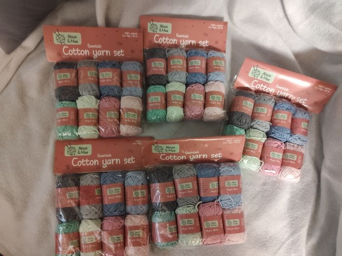 5 paquets de 8 petites pelotes de coton