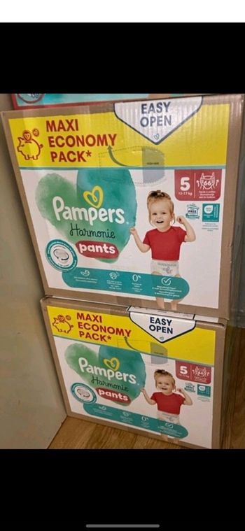 Couches pampers harmonie pants T5 