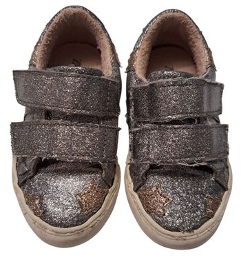 Chaussures pailletées à scratchs fille p.22 ABE