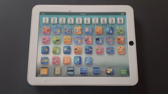 Tablette d'activités et jeux