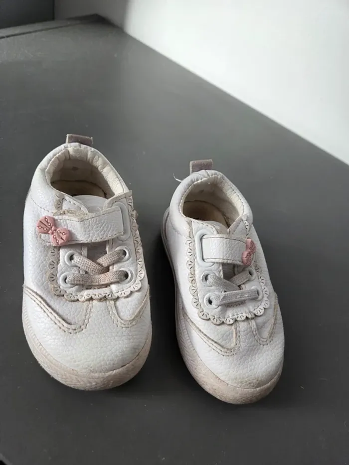 Basket fille taille 20 - photo numéro 2