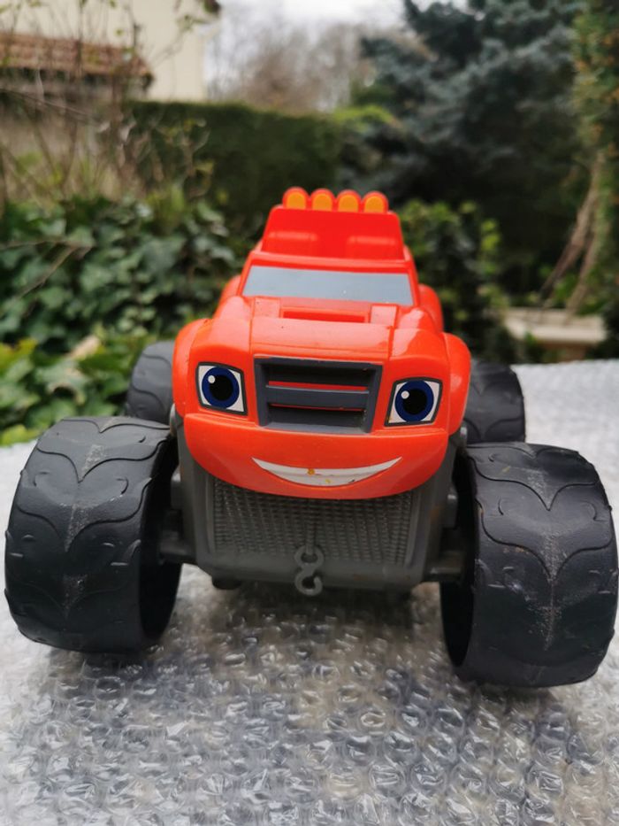 Voiture rouge Blaze and the Monster HS - photo numéro 5